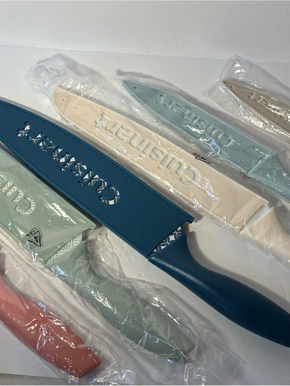 NEW Cuisinart Advantage 10 Pc Ceramic Coated Knife Set w/ Blade Guards Pastel Co